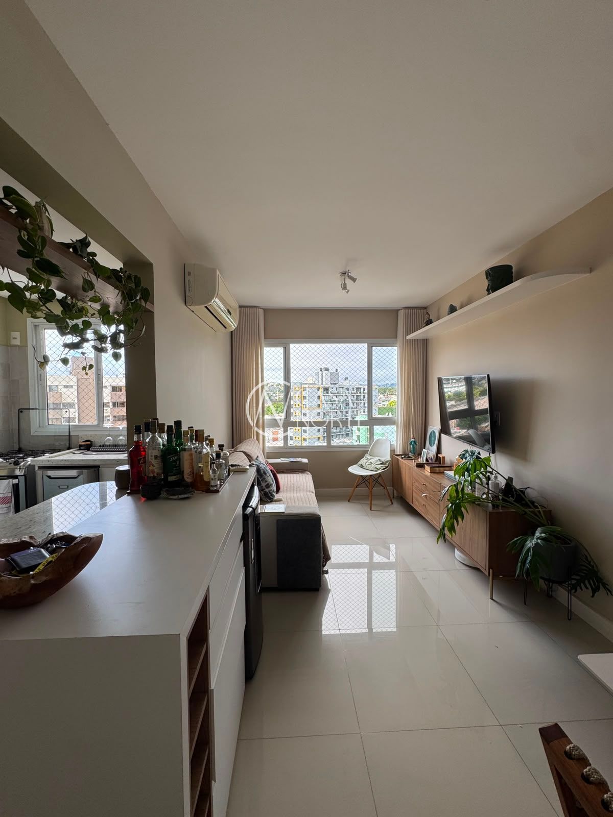 Apartamento à venda com 2 quartos, 59m², 1 suíte, 2 vagas, Rua José de Alencar no bairro Menino Deus em Porto Alegre