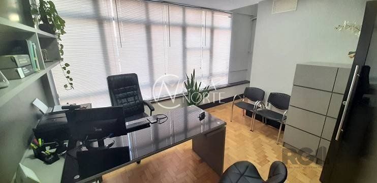 Geminado à venda com 1 quarto, 37m², Rua Vigario José Inácio no bairro Centro Histórico em Porto Alegre