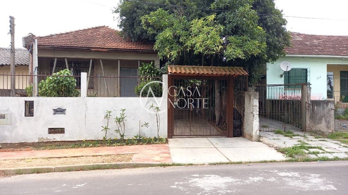 Terreno à venda  com 300m², Rua Ângelo Barboza no bairro Cavalhada em Porto Alegre