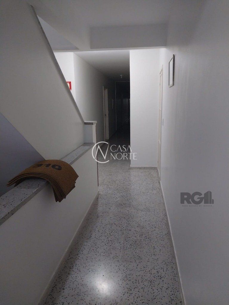 Apartamento à venda com 1 quarto, 37m², Rua Miguel Couto no bairro Menino Deus em Porto Alegre