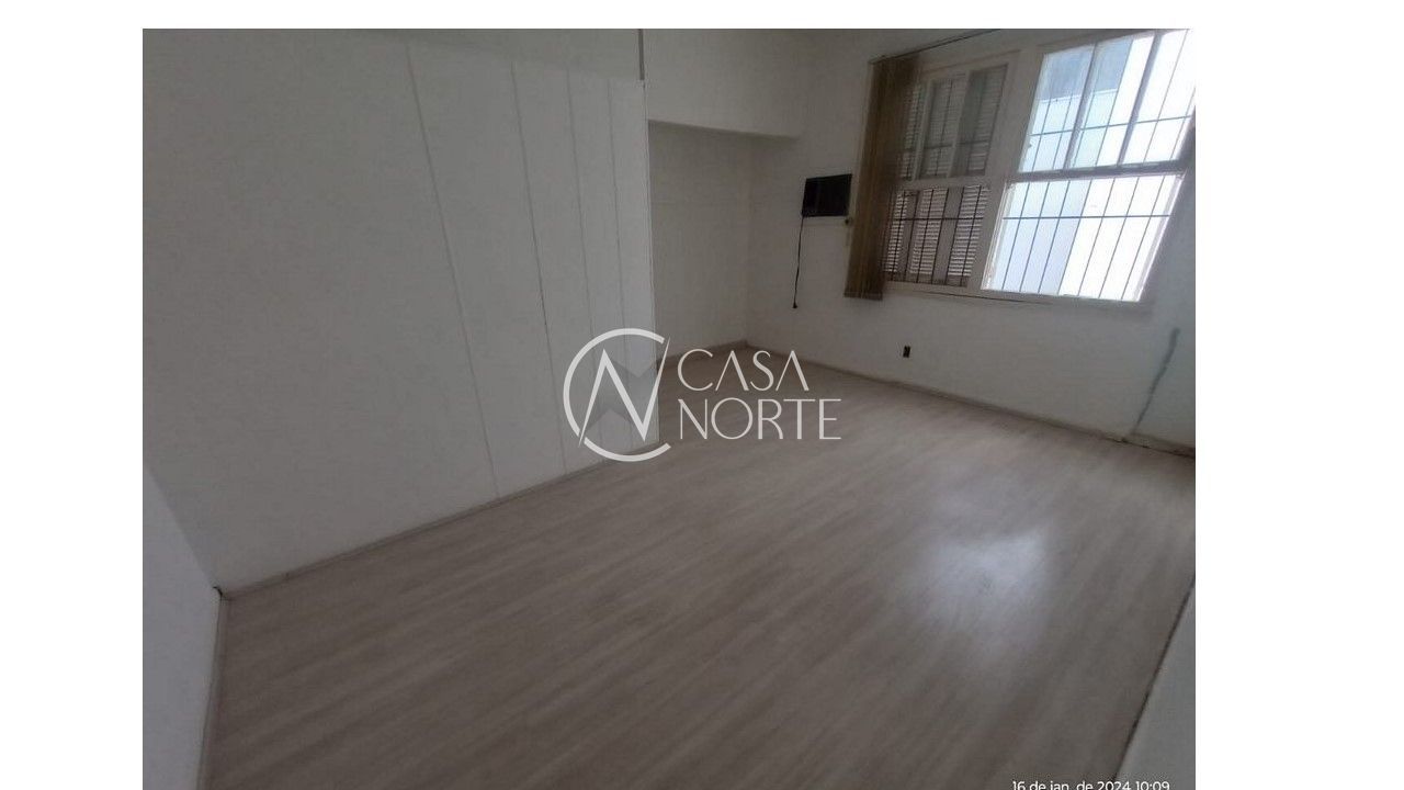 Conjunto Comercial à venda com 1 quarto, 25m², 1 vaga, Rua José de Alencar no bairro Menino Deus em Porto Alegre