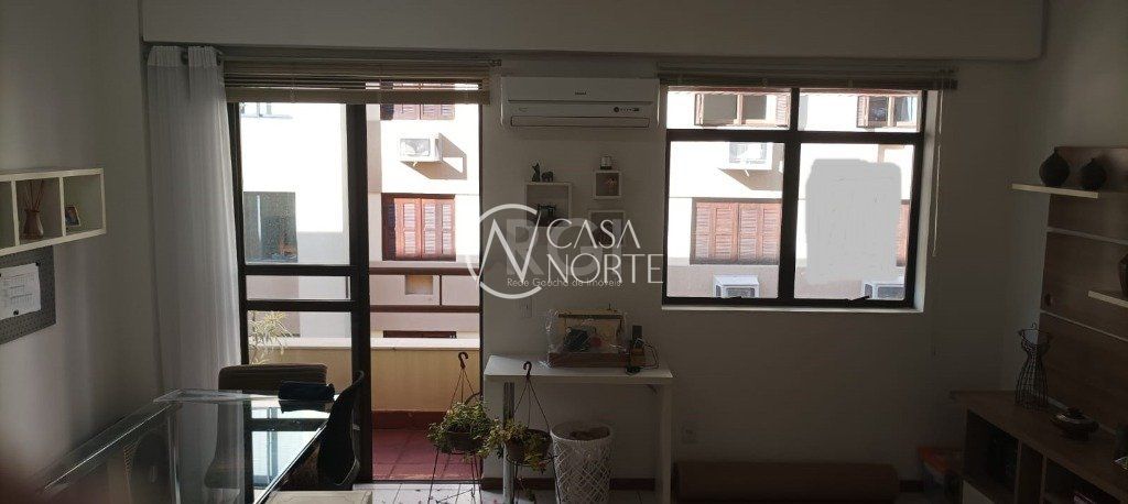 Sala Comercial à venda , 30m², 1 vaga, Rua Barao do Gravataí no bairro Menino Deus em Porto Alegre