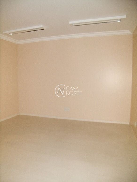 Sala Comercial à venda , 24m², Rua Itapeva no bairro Passo da Areia em Porto Alegre