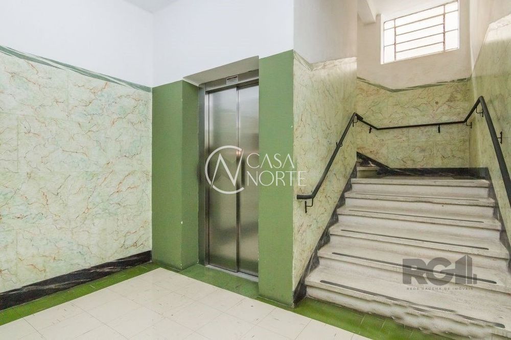 Apartamento à venda com 2 quartos, 53m², 2 suítes, Rua General João Telles no bairro Bom Fim em Porto Alegre