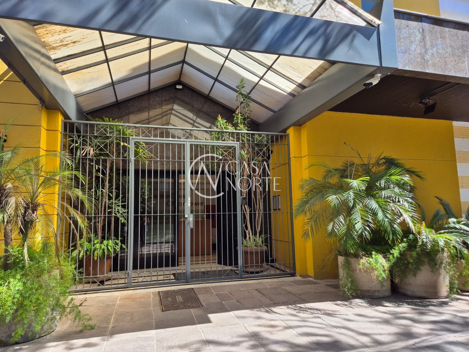 Sala Comercial à venda com 1 quarto, 24m², 1 vaga, Rua Saldanha Marinho no bairro Menino Deus em Porto Alegre