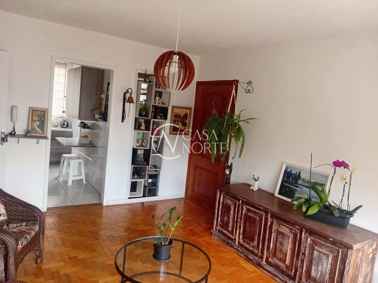 Apartamento à venda com 2 quartos, 140m², Rua Mucio Teixeira no bairro Menino Deus em Porto Alegre