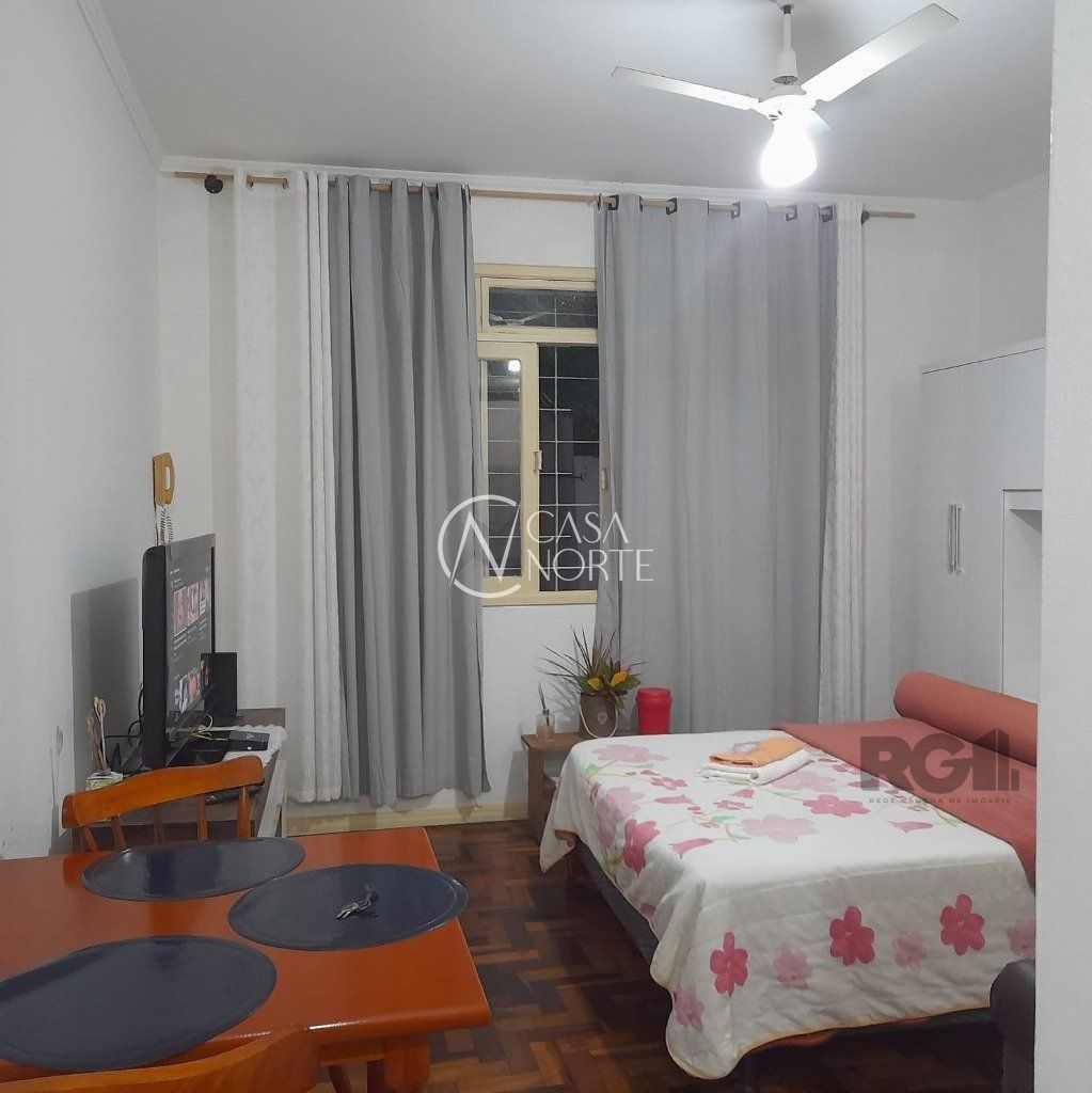 Kitnet à venda com 1 quarto, 26m², Rua Silveiro no bairro Menino Deus em Porto Alegre