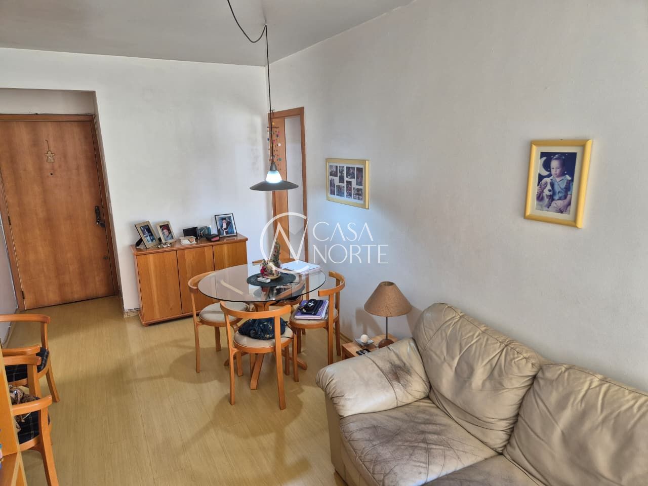 Apartamento à venda com 2 quartos, 74m², 1 vaga, Rua Barão do Triunfo no bairro Menino Deus em Porto Alegre