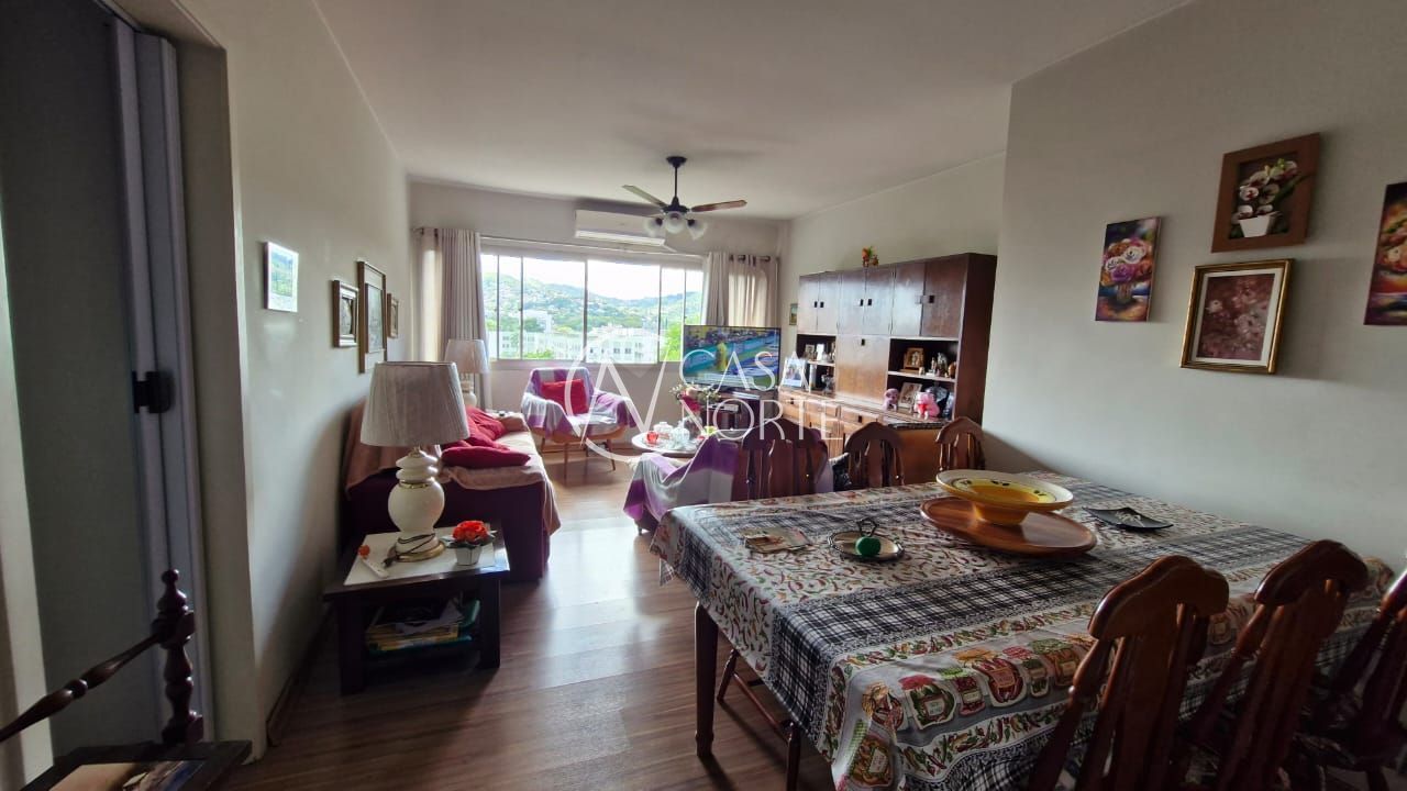 Apartamento à venda com 3 quartos, 107m², 1 vaga, Rua Professor Carvalho Freitas no bairro Teresópolis em Porto Alegre