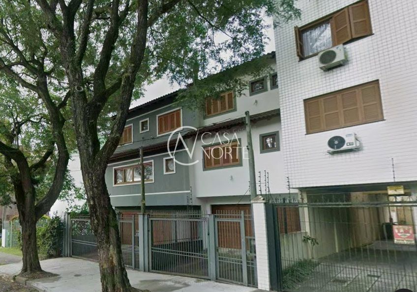 Casa à venda com 3 quartos, 421m², 1 suíte, 3 vagas, Rua Menachem Begin no bairro Jardim Itu em Porto Alegre