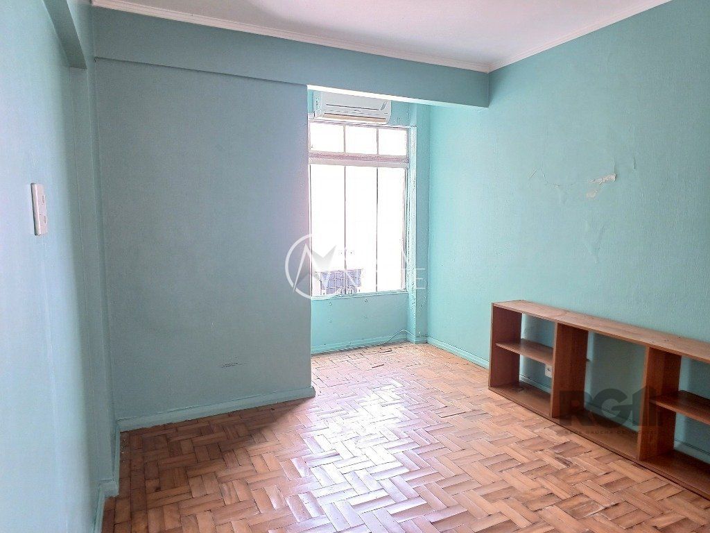 Apartamento à venda com 2 quartos, 81m², Rua Voluntários da Pátria no bairro Centro Histórico em Porto Alegre