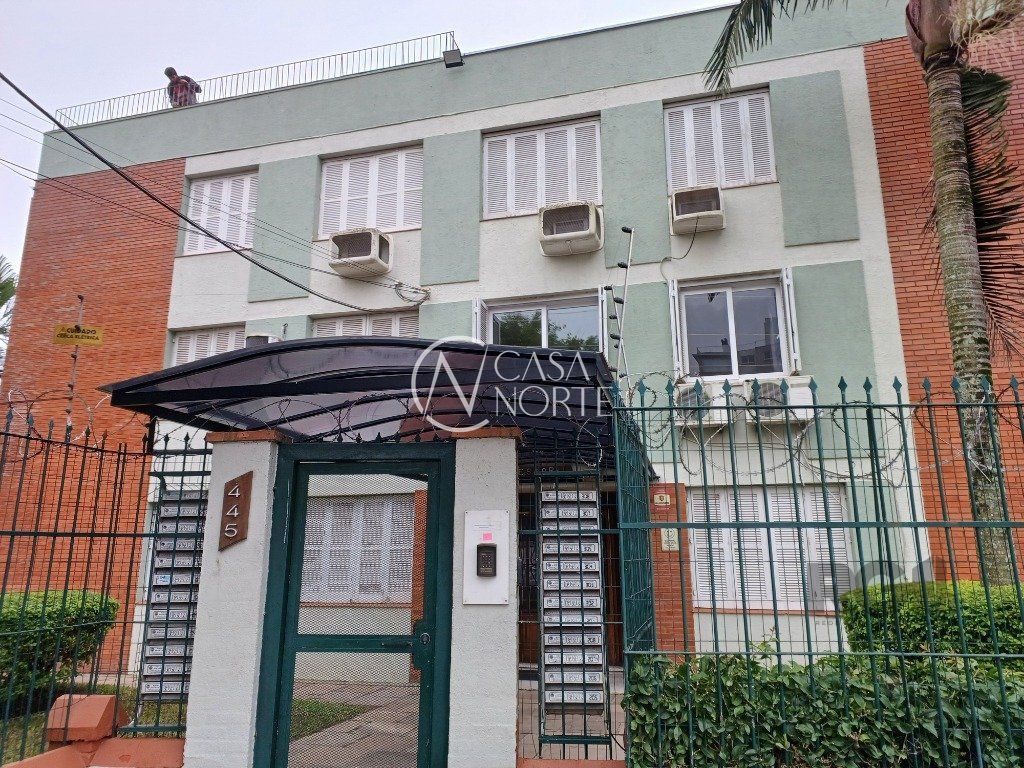 Apartamento à venda com 3 quartos, 80m², 1 vaga, Rua Dona Augusta no bairro Menino Deus em Porto Alegre