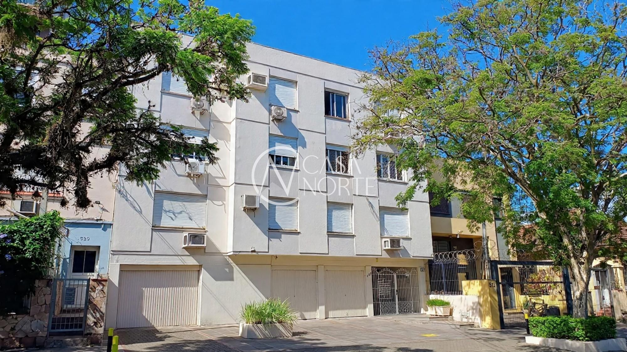 Apartamento à venda com 3 quartos, 80m², 1 vaga, Rua Olinda no bairro Floresta em Porto Alegre