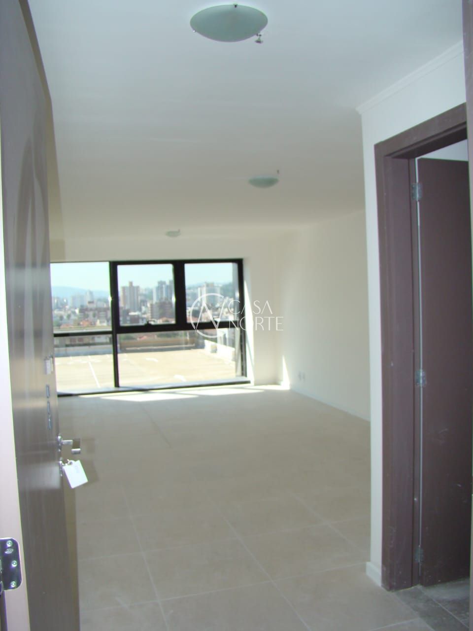 Sala Comercial à venda com 1 quarto, 37m², 1 vaga, Praia de Belas no bairro Praia de Belas em Porto Alegre