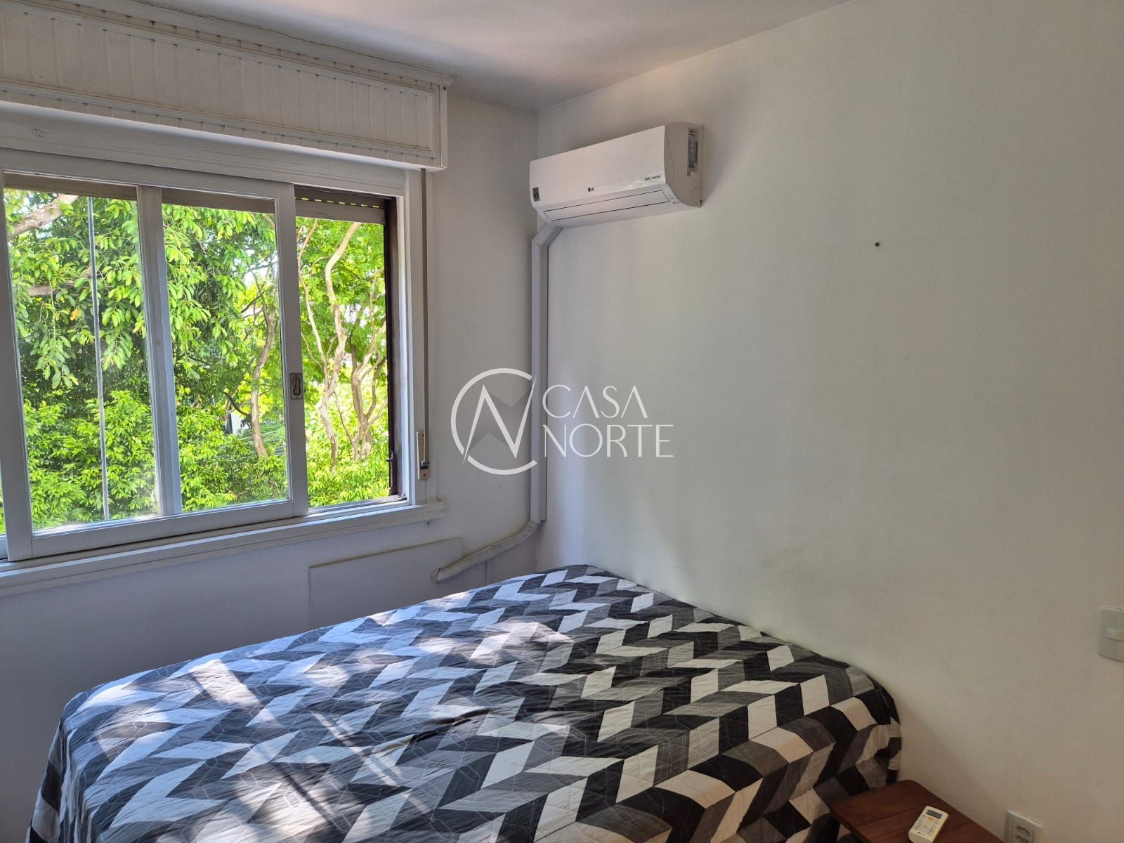 Apartamento à venda com 1 quarto, 38m², 1 vaga, Rua Botafogo no bairro Menino Deus em Porto Alegre