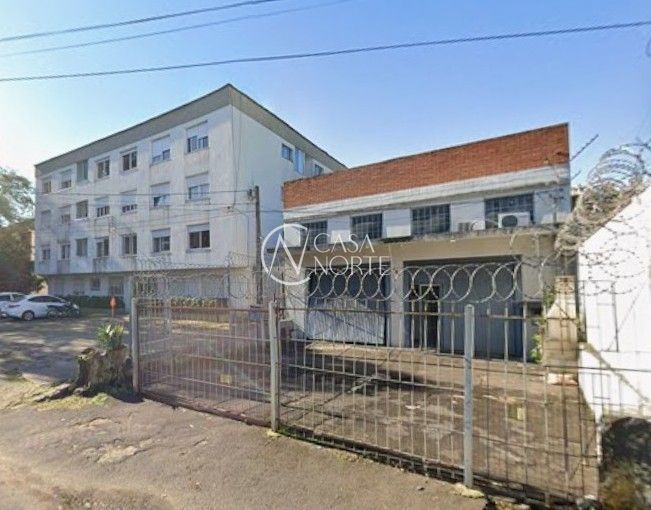 Casa Comercial à venda com 1 quarto, 196m², 2 vagas, Avenida Cambaí no bairro Passo da Areia em Porto Alegre