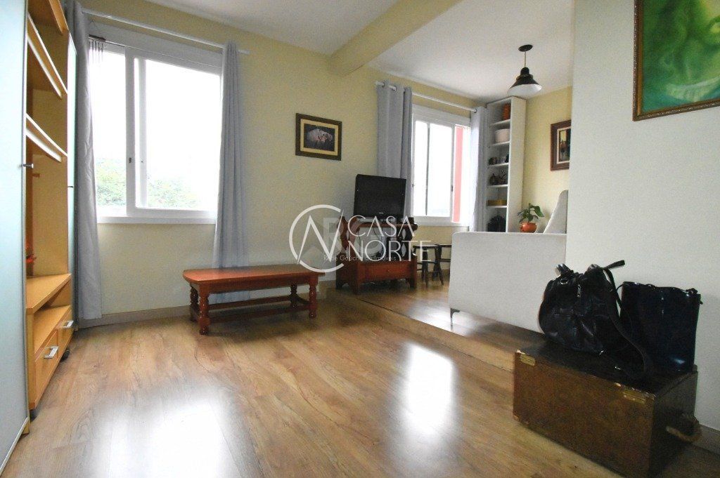 Apartamento à venda com 2 quartos, 60m², 1 vaga, Travessa Doutor Marchand no bairro Medianeira em Porto Alegre