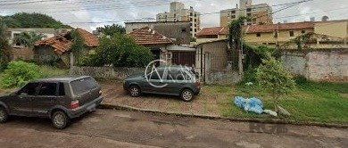 Terreno à venda  com 365m², Rua Barbosa Neto no bairro Cavalhada em Porto Alegre