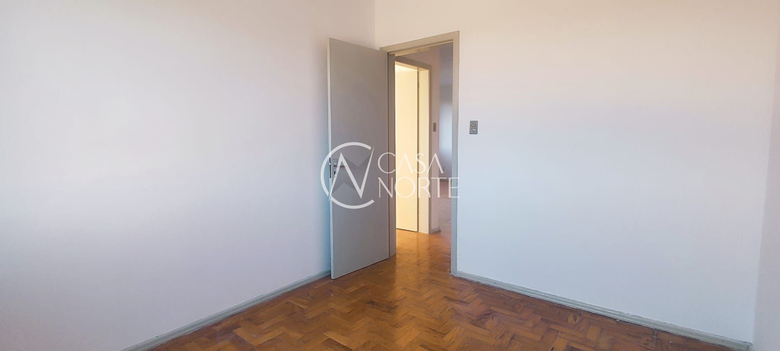 Apartamento à venda com 2 quartos, 74m², Rua Jaguari no bairro Cristal em Porto Alegre