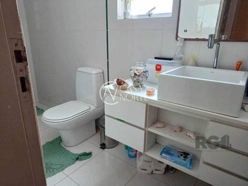 Apartamento à venda com 3 quartos, 80m², 1 vaga, Rua Dona Augusta no bairro Menino Deus em Porto Alegre