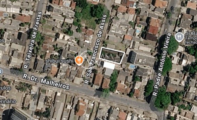 Terreno à venda  com 484m², Rua São Francisco de Assis no bairro Santo Antônio em Porto Alegre