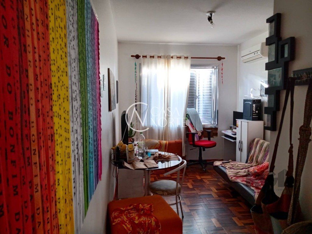 Apartamento à venda com 2 quartos, 58m², Avenida Getúlio Vargas no bairro Menino Deus em Porto Alegre