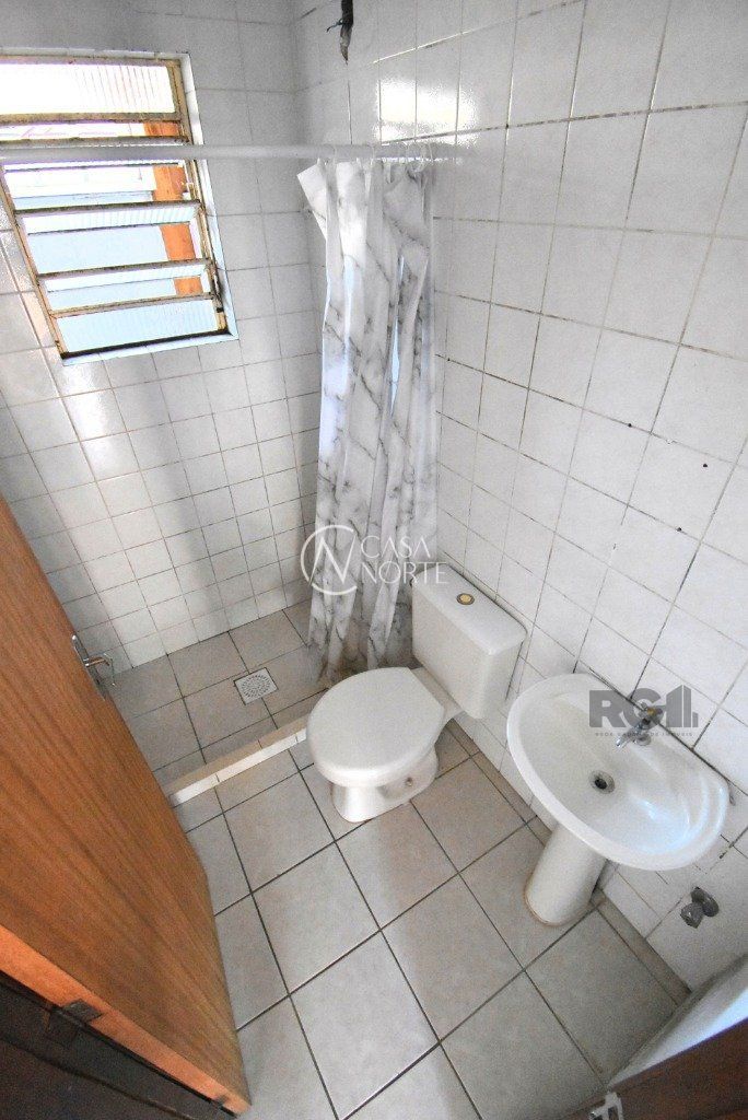 Sobrado à venda com 2 quartos, 56m², 1 vaga, Estrada Campo Novo no bairro Aberta dos Morros em Porto Alegre