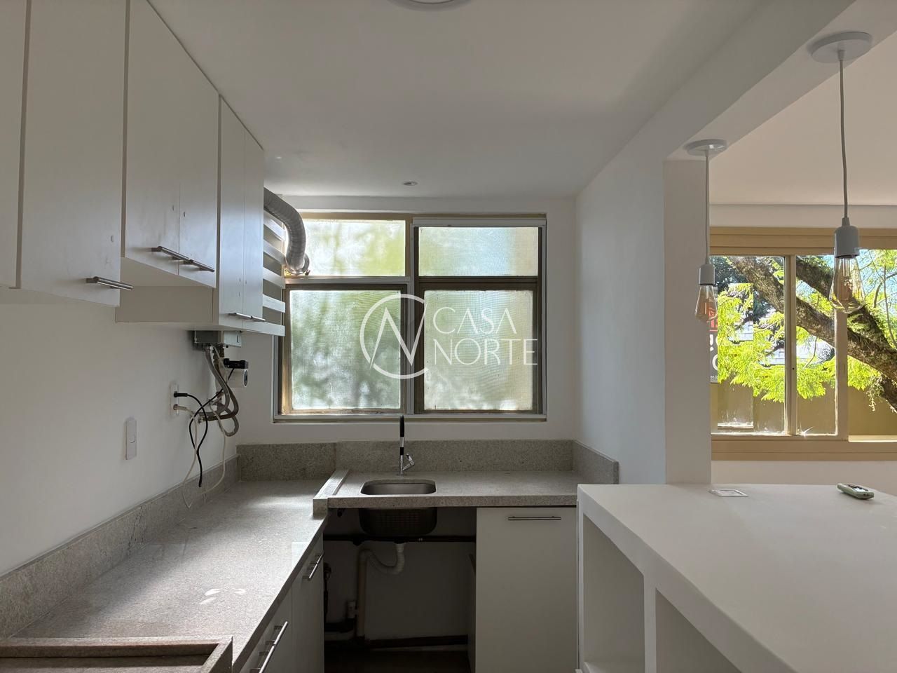 Apartamento à venda com 1 quarto, 49m², 1 vaga, Rua Dona Amélia no bairro Santa Tereza em Porto Alegre