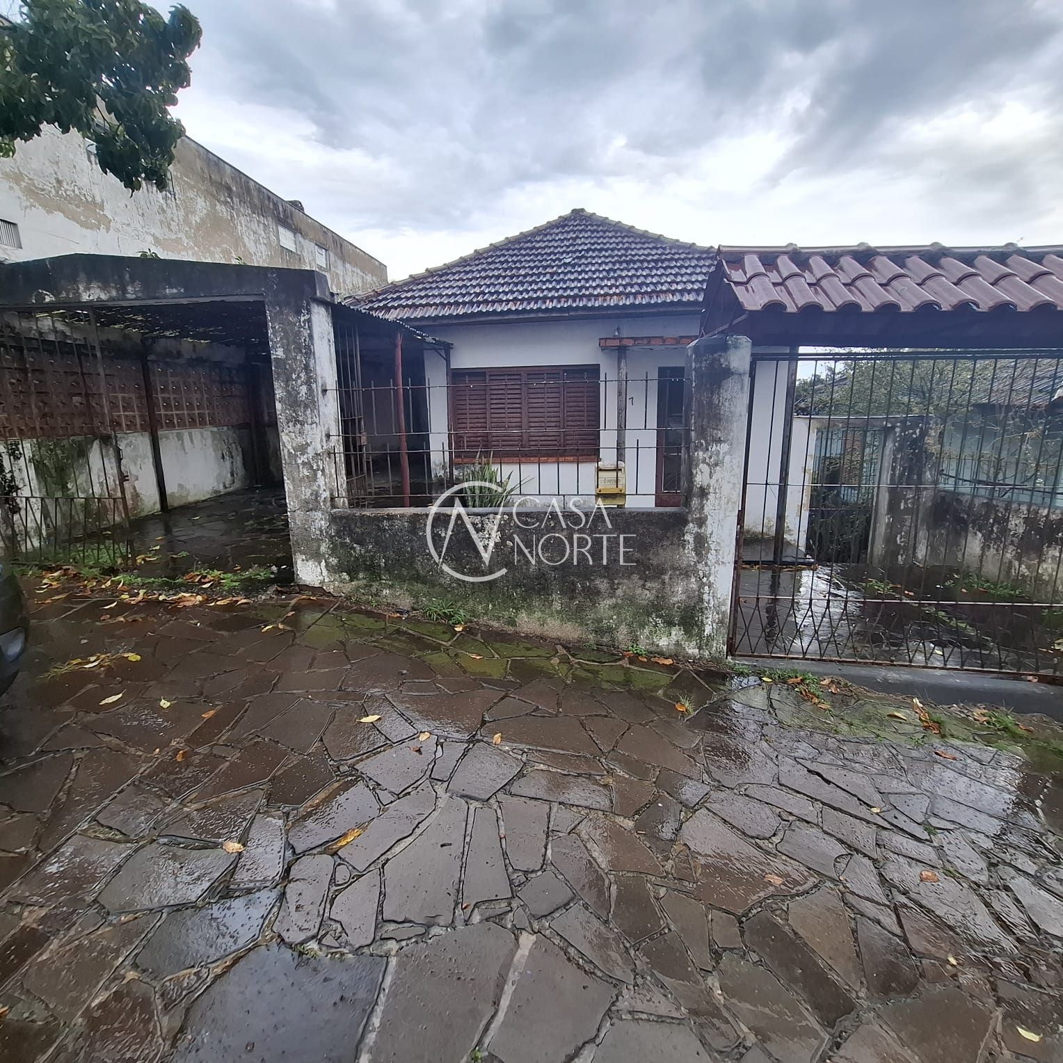 Terreno à venda  com 440m², Rua Dona Veva no bairro Glória em Porto Alegre