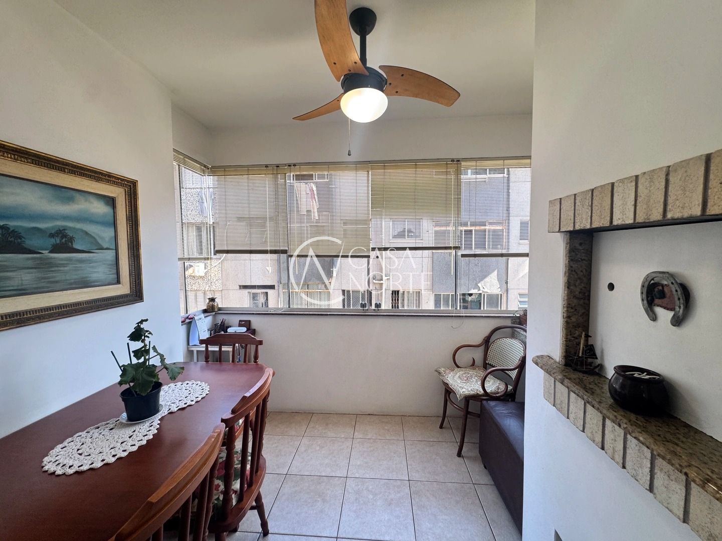 Apartamento à venda com 2 quartos, 65m², 1 vaga, Rua Silveiro no bairro Menino Deus em Porto Alegre