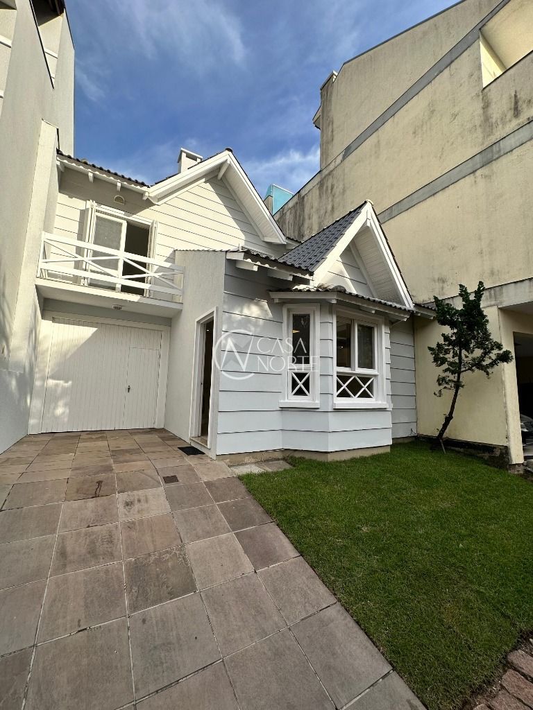 Casa de Condomínio à venda com 3 quartos, 161m², 1 suíte, 2 vagas, Avenida Ecoville no bairro Sarandi em Porto Alegre