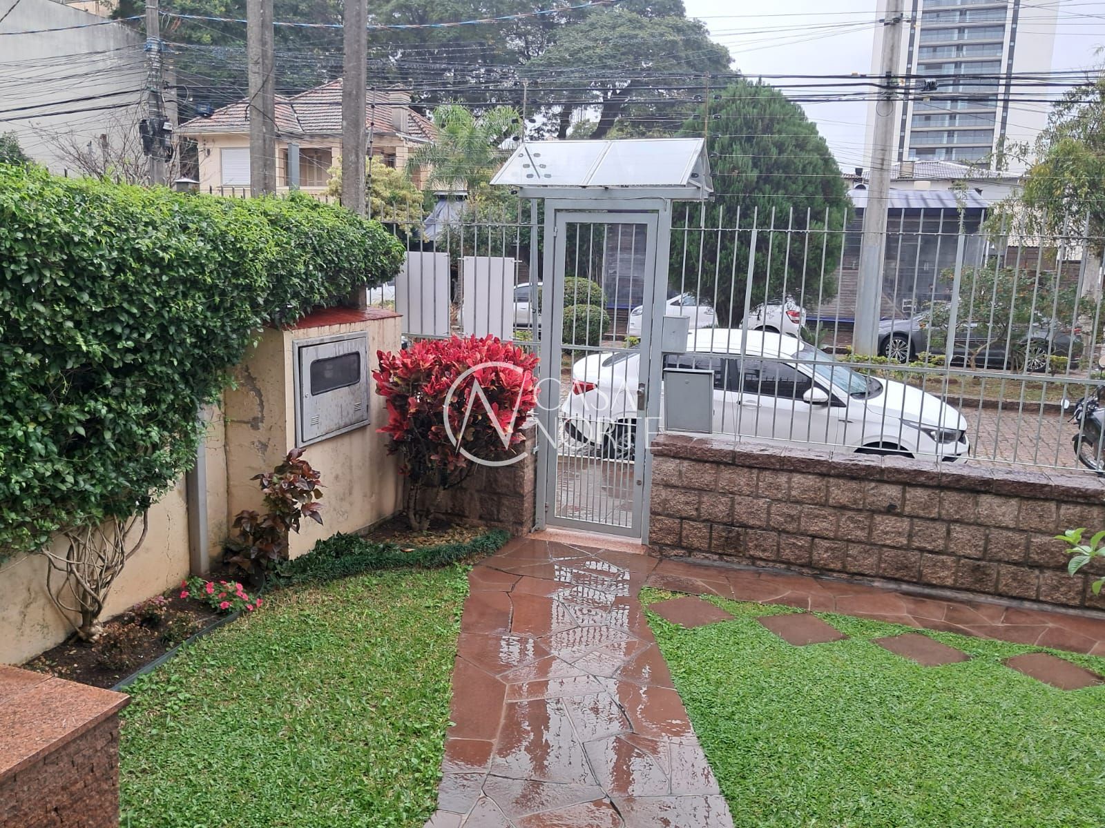 Casa à venda com 3 quartos, 123m², 1 suíte, 3 vagas, Avenida Bastian no bairro Menino Deus em Porto Alegre