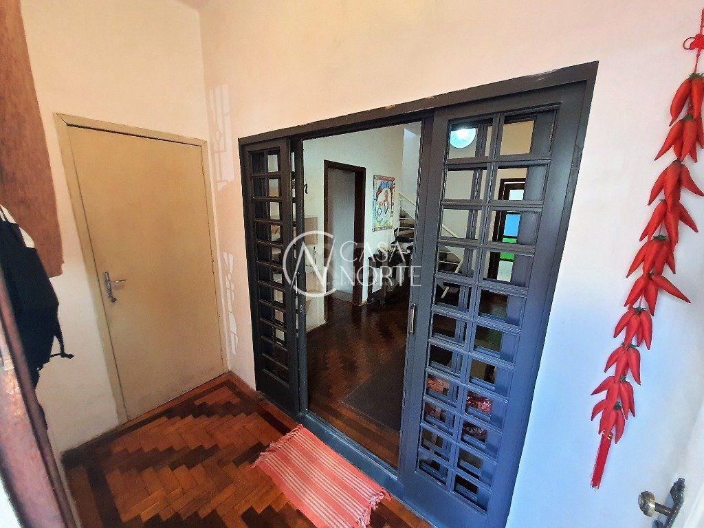 Casa à venda com 3 quartos, 165m², Rua General Cipriano Ferreira no bairro Centro Histórico em Porto Alegre