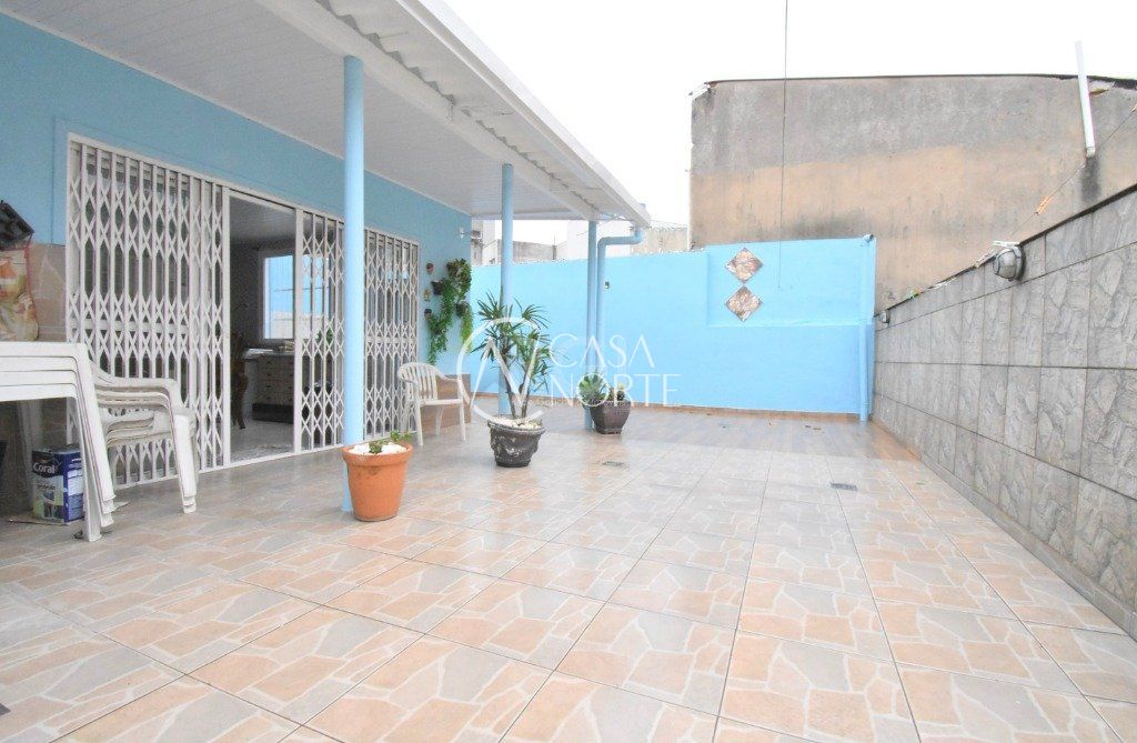 Casa à venda com 4 quartos, 270m², Avenida da Azenha no bairro Azenha em Porto Alegre