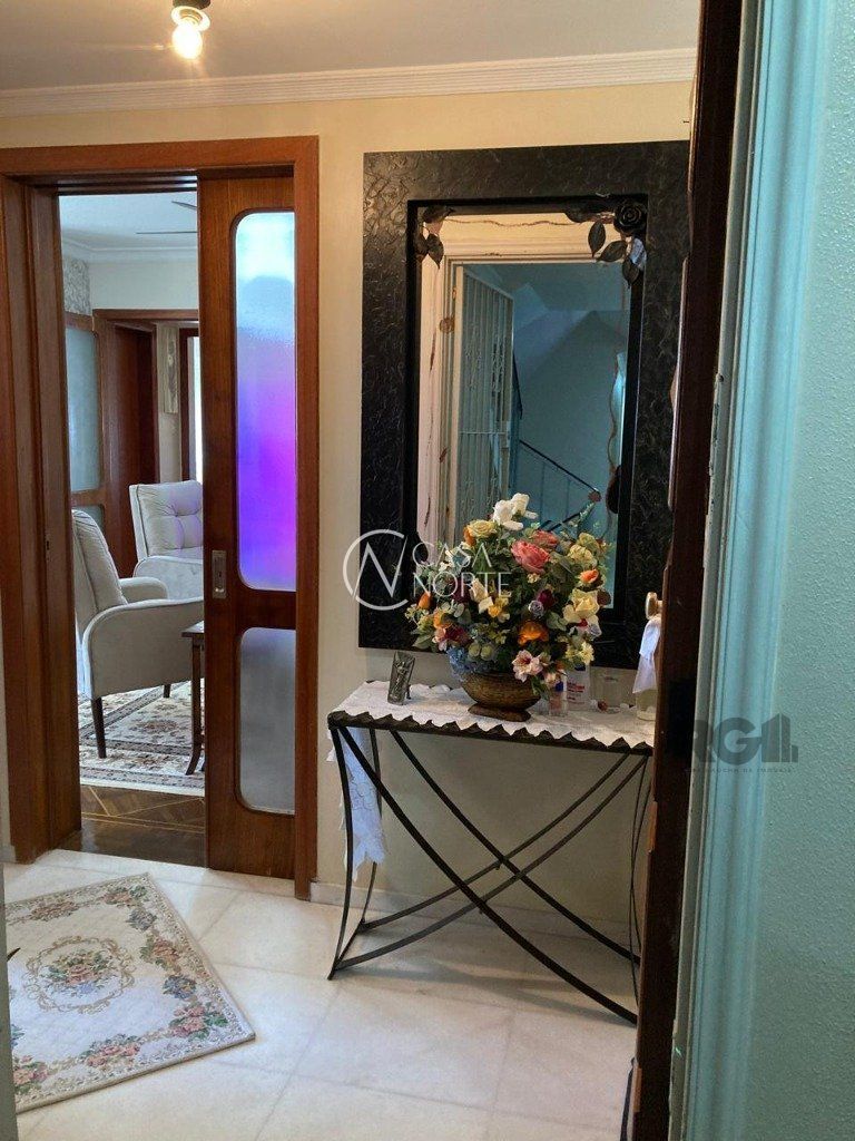 Apartamento à venda com 2 quartos, 83m², Rua José de Alencar no bairro Menino Deus em Porto Alegre