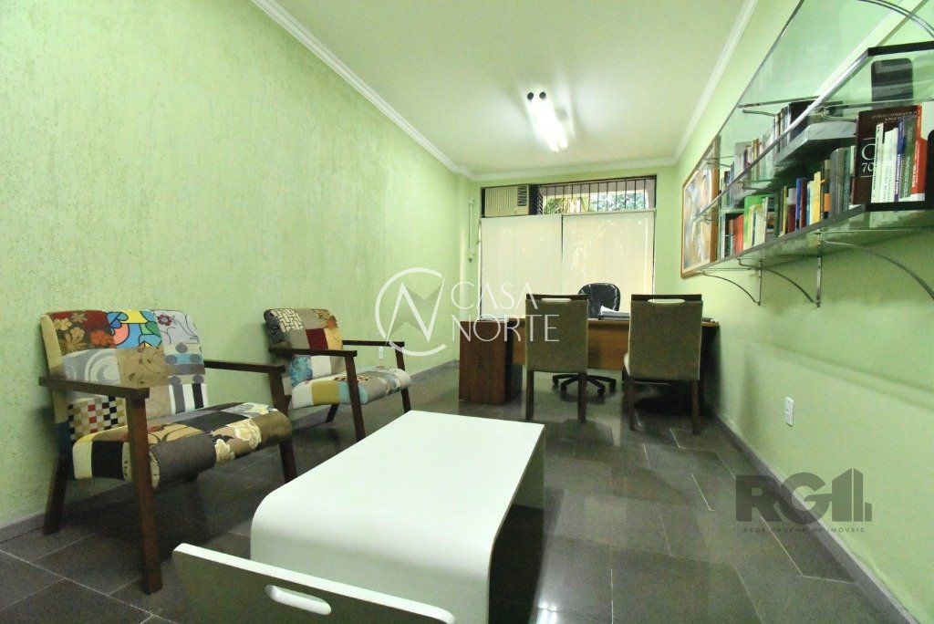 Prédio Comercial à venda , 319m², Rua Rafael Saadi no bairro Menino Deus em Porto Alegre