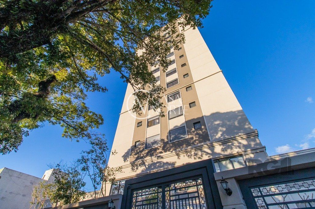 Apartamento à venda com 2 quartos, 57m², 1 suíte, 1 vaga, Rua Nunes Machado no bairro Azenha em Porto Alegre