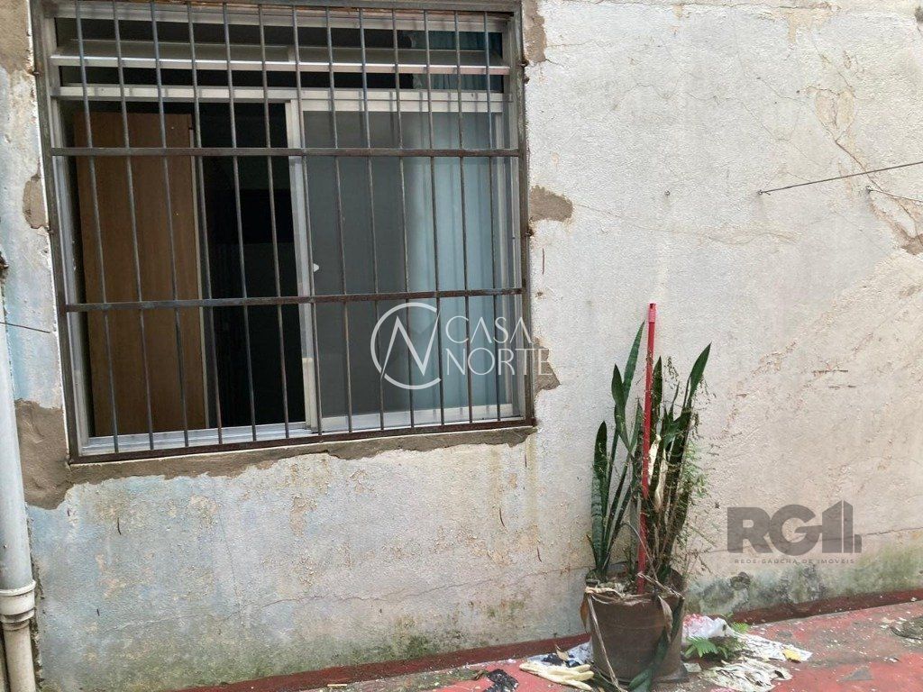 Apartamento à venda com 1 quarto, 54m², Avenida Farrapos no bairro Floresta em Porto Alegre