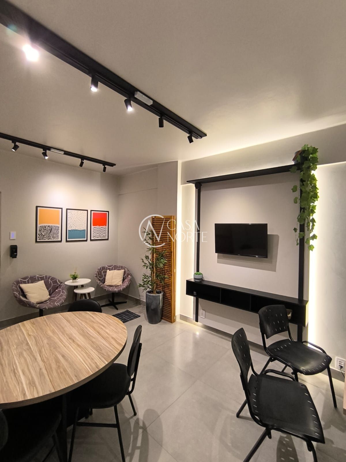 Sala Comercial à venda com 1 quarto, 21m², Rua Vigário José Inácio no bairro Centro Histórico em Porto Alegre