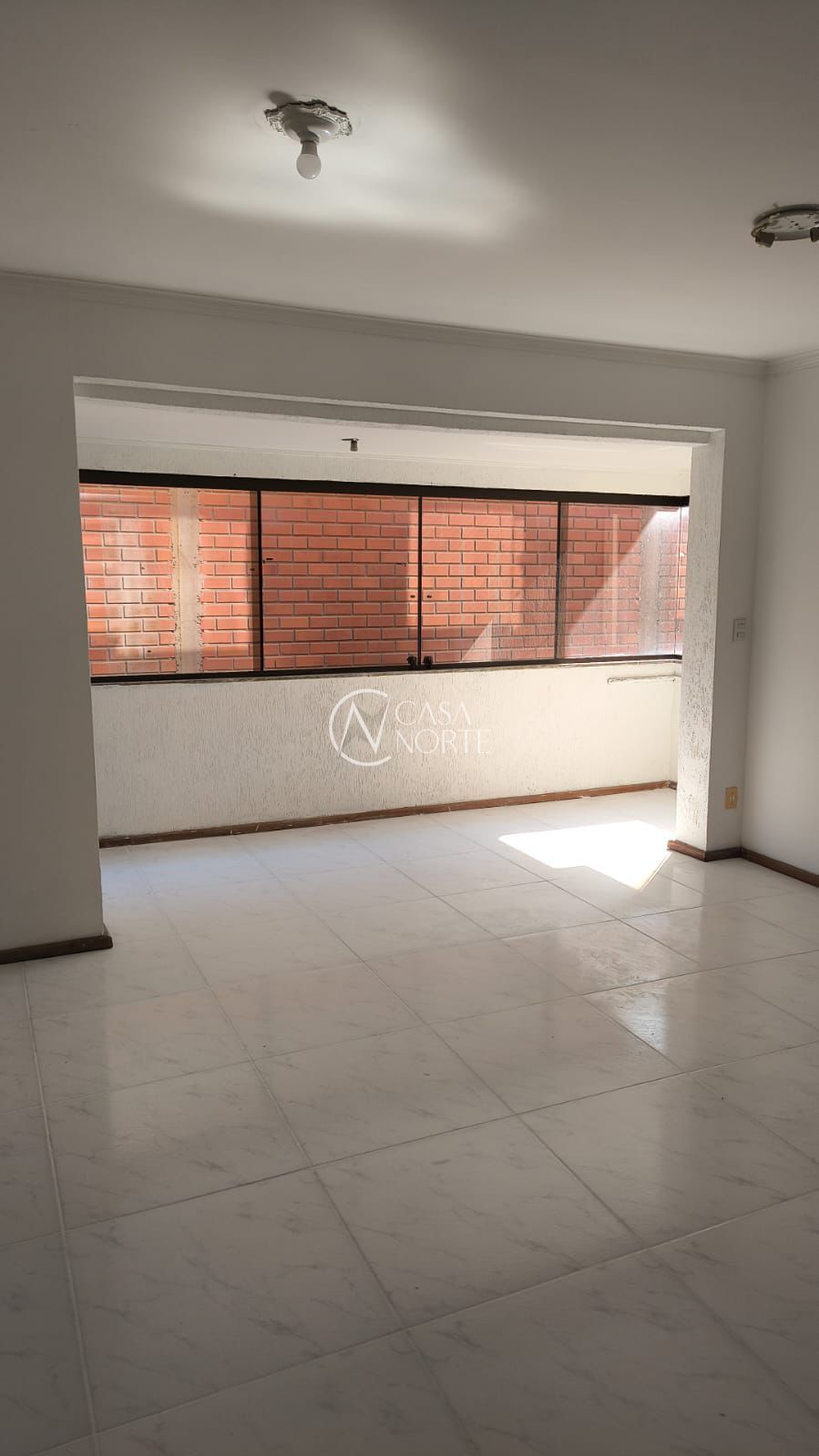 Apartamento à venda com 2 quartos, 79m², 1 suíte, 2 vagas, Rua Jalmar Azambuja Diniz no bairro Jardim Itu em Porto Alegre