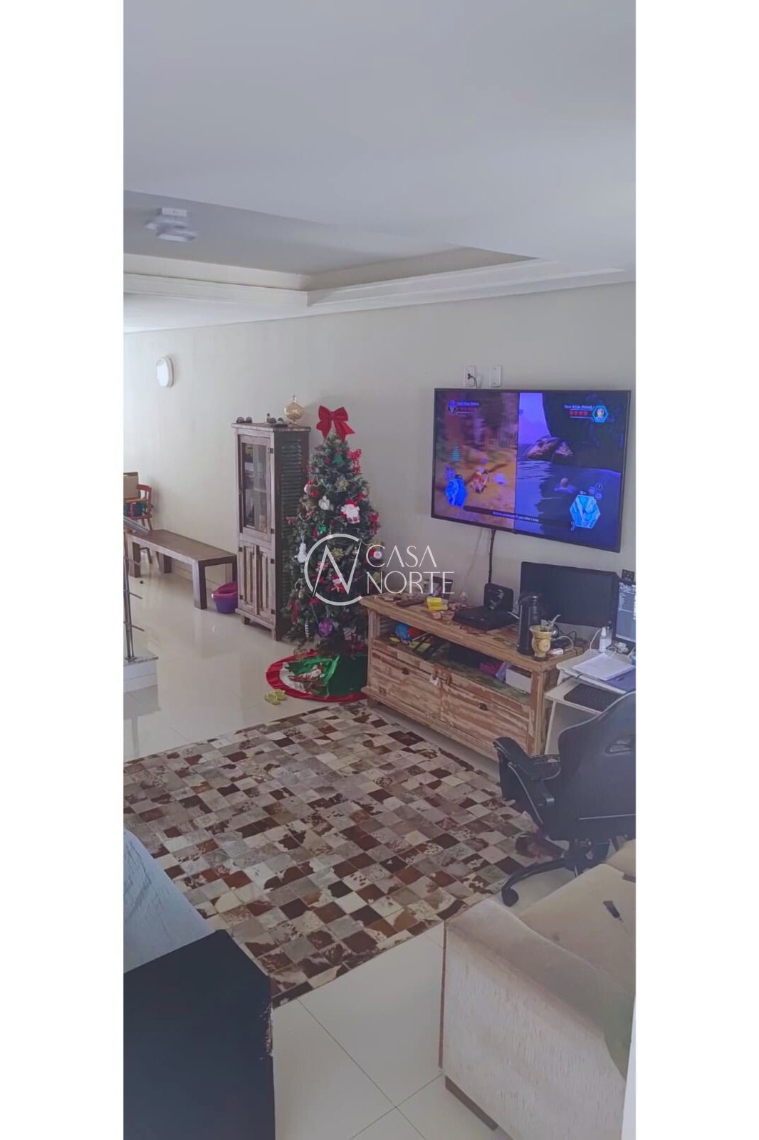 Casa à venda com 2 quartos, 112m², 2 suítes, 1 vaga, Rua Waldemar da Silva Tavares no bairro Guarujá em Porto Alegre