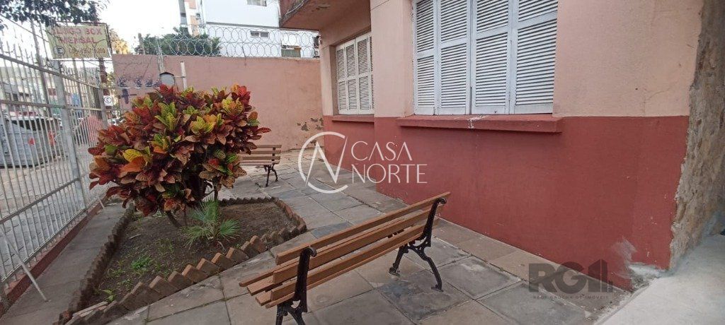 Apartamento à venda com 2 quartos, 68m², Avenida Getúlio Vargas no bairro Menino Deus em Porto Alegre