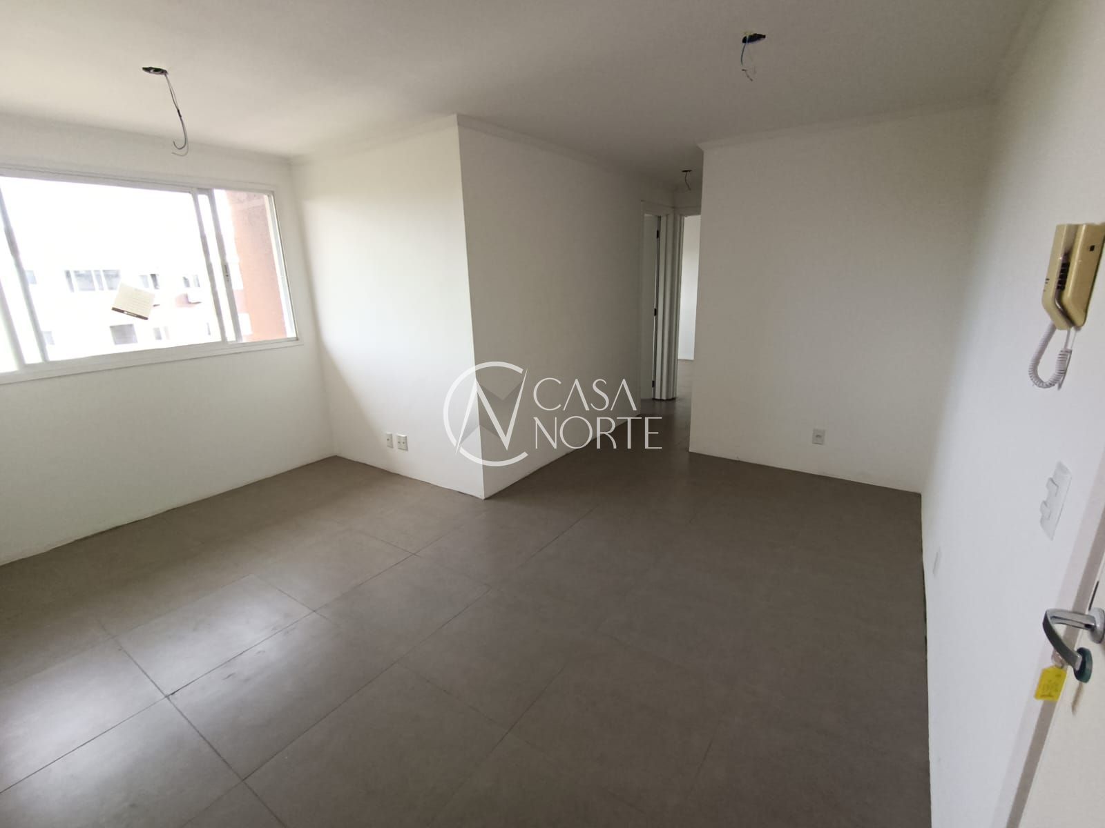 Apartamento à venda com 2 quartos, 51m², 1 vaga, Avenida Rodrigues da Fonseca no bairro Vila Nova em Porto Alegre