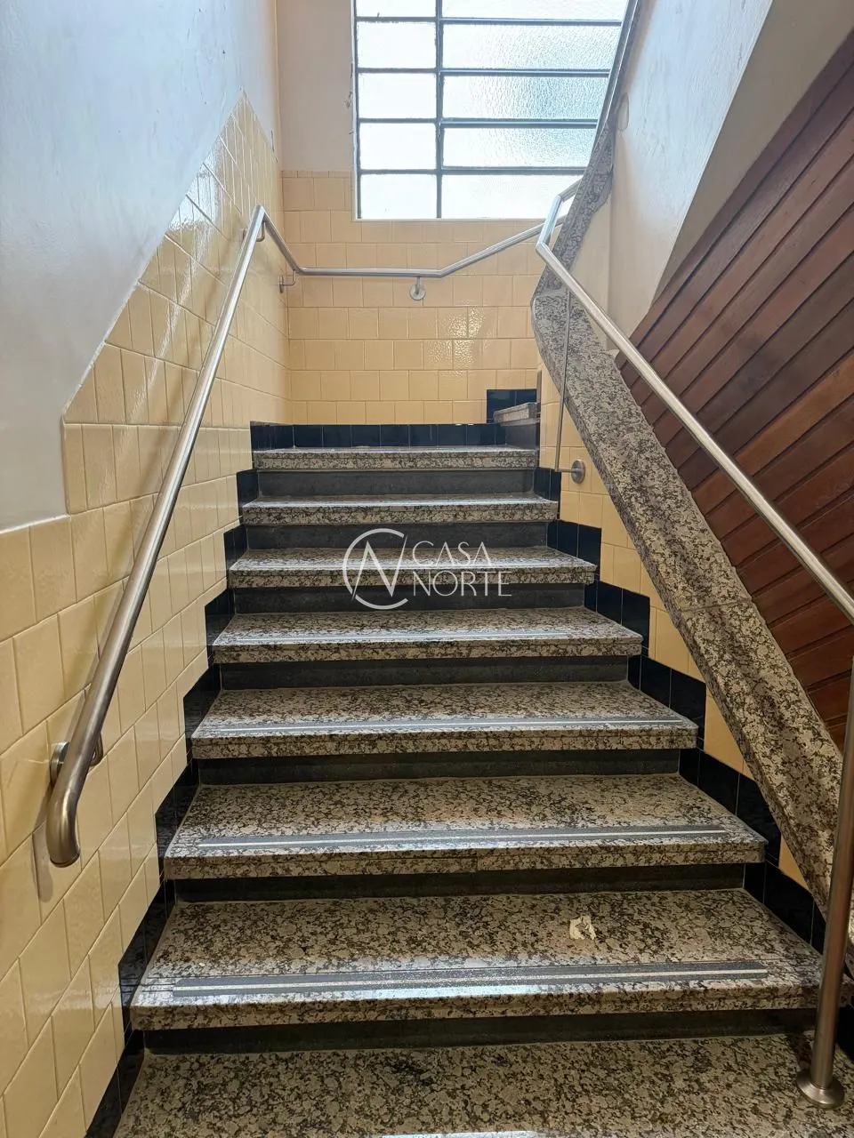 Apartamento à venda com 1 quarto, 44m², Rua Vicente Lopes dos Santos no bairro Menino Deus em Porto Alegre