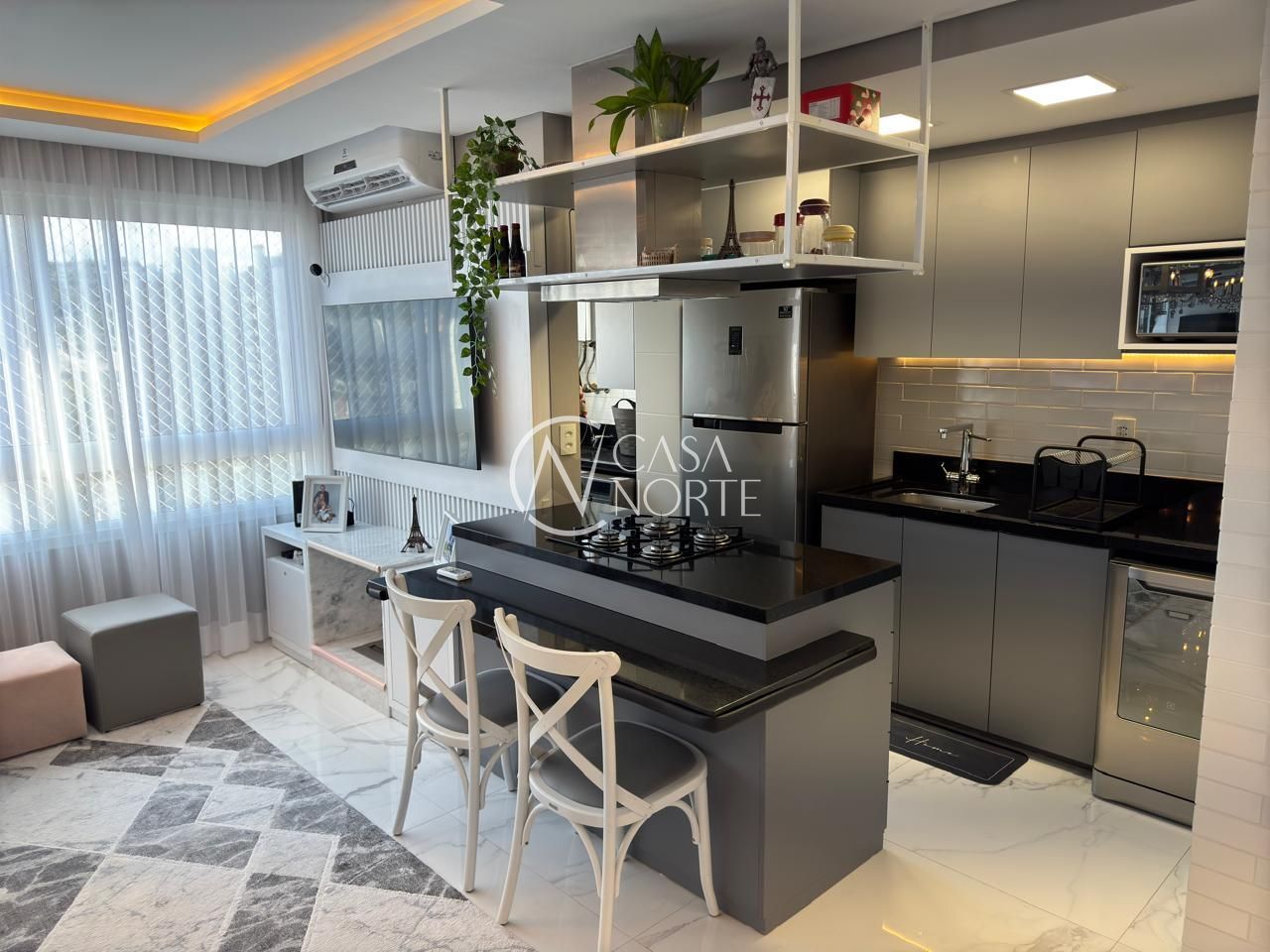 Apartamento à venda com 2 quartos, 75m², 1 suíte, 2 vagas, Rua Dona Augusta no bairro Menino Deus em Porto Alegre