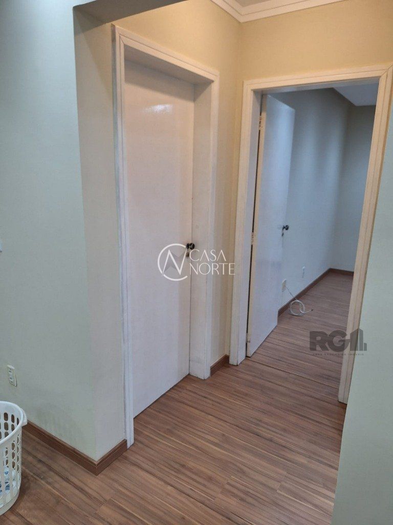Apartamento à venda com 2 quartos, 57m², Avenida da Cavalhada no bairro Cavalhada em Porto Alegre