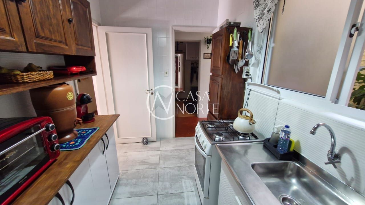 Apartamento à venda com 2 quartos, 88m², Rua Mucio Teixeira no bairro Menino Deus em Porto Alegre