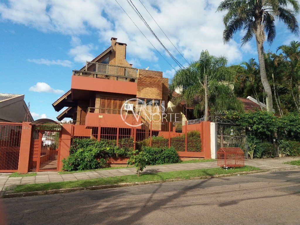 Casa de Condomínio à venda com 3 quartos, 381m², 1 suíte, 2 vagas, Rua Silveiro no bairro Menino Deus em Porto Alegre