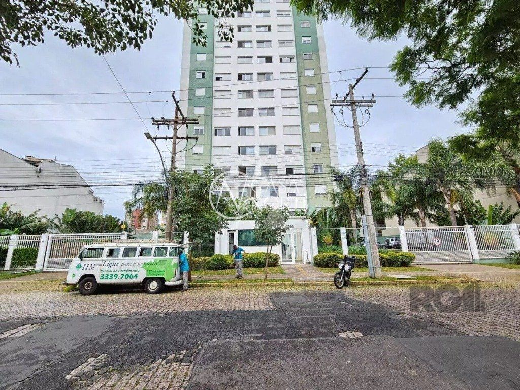Apartamento à venda com 2 quartos, 76m², Rua São Manoel no bairro Santana em Porto Alegre