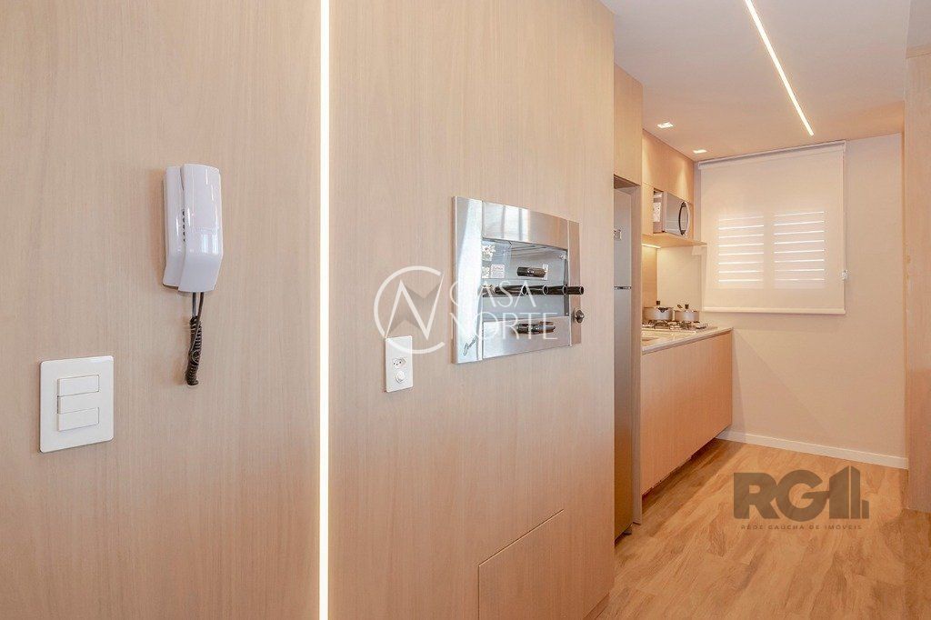 Apartamento à venda com 2 quartos, 45m², 1 suíte, 2 vagas, Avenida Doutor Nilo Peçanha no bairro Petrópolis em Porto Alegre